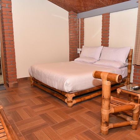Bison Woods Hotel Yercaud Bagian luar foto