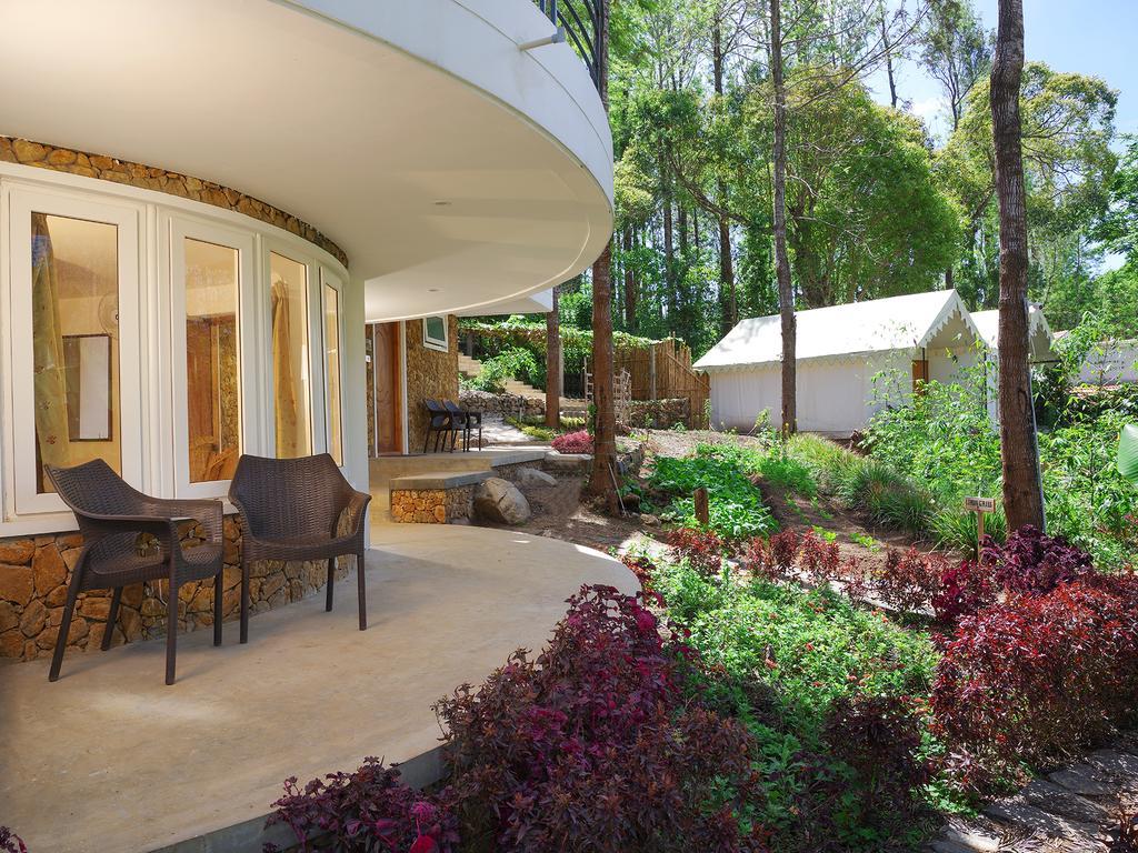 Bison Woods Hotel Yercaud Bagian luar foto