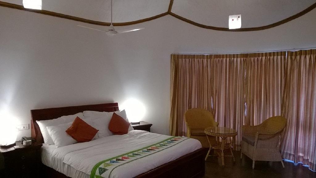 Bison Woods Hotel Yercaud Ruang foto