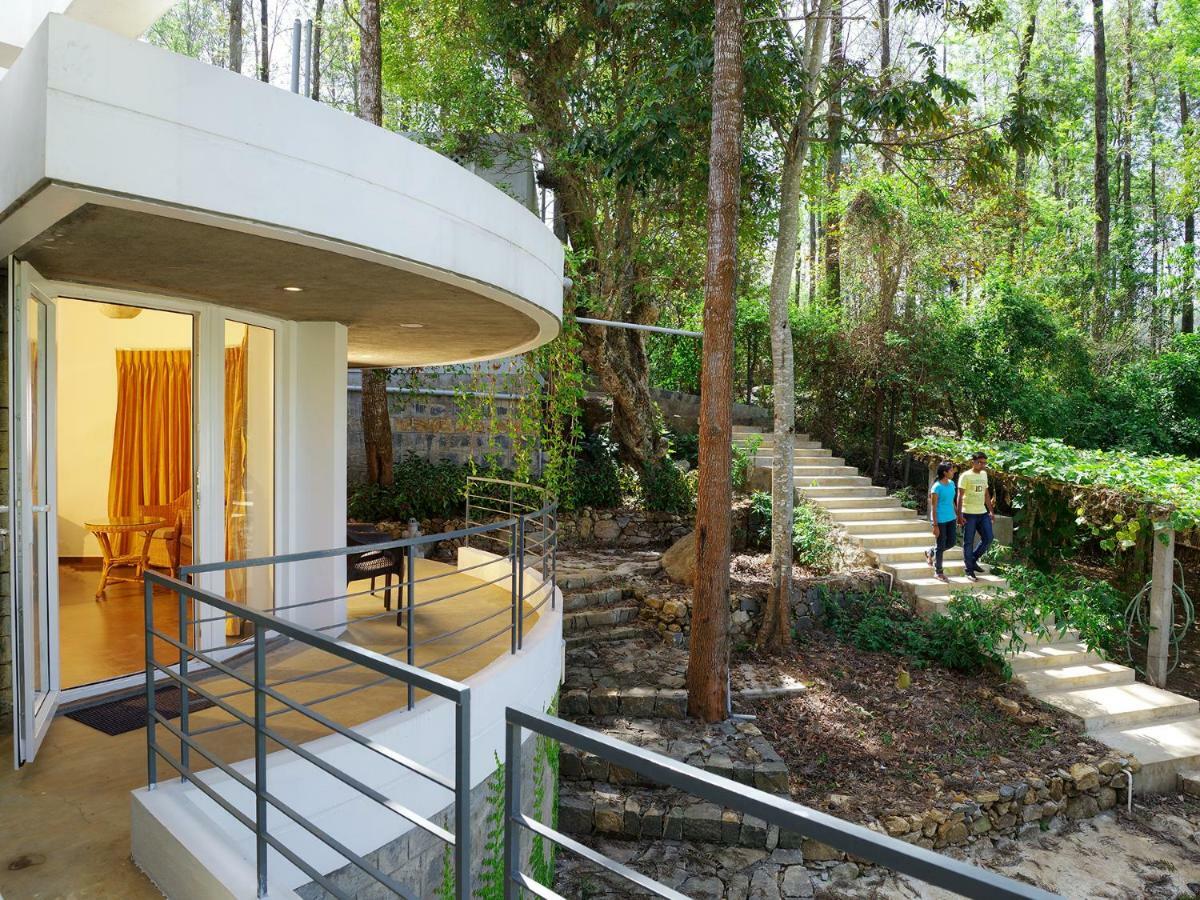 Bison Woods Hotel Yercaud Bagian luar foto