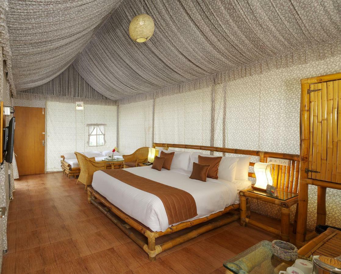 Bison Woods Hotel Yercaud Bagian luar foto