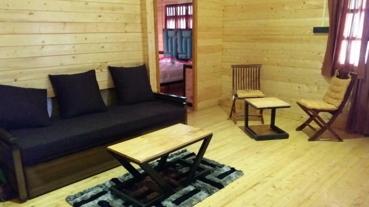 Bison Woods Hotel Yercaud Bagian luar foto